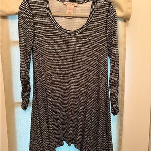 Philosophy Black and White Patterned Tunic